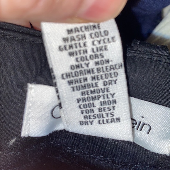 Calvin Klein black barely boot cut size 6 - Picture 4 of 8